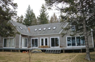 exterior-house-view-settig-sun-cottage-rental